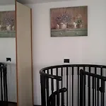 Chanoux 3* أَويستا